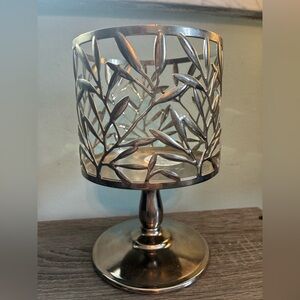 Bath and body works candle holder